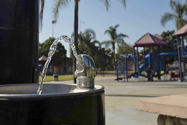 A water fountain at Rio Hondo Park in Pico Rivera, CA, on Nov. 6, 2020. California has proposed a new health goal for regulating perfluorinated contaminants in drinking water. Photo by Tash Kimmell for CalMatters.